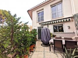 Terraced house, 284.00 m²