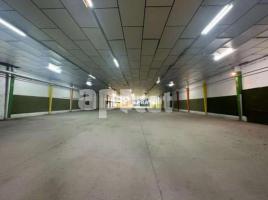 Nave industrial, 2500 m², Zona