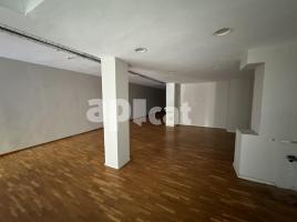 For rent otro, 265.00 m², near bus and train, Calle de Berlín, 76