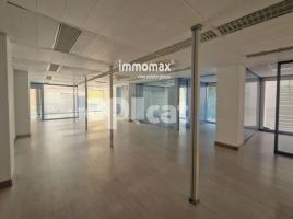 в аренду в Коммерческая недвижимость, 304 m², Zona