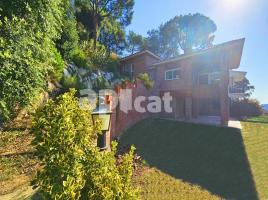 Casa (chalet / torre), 231.00 m²