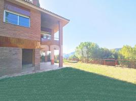 Casa (chalet / torre), 231.00 m²