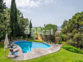 Casa (xalet / torre), 415.00 m², seminou