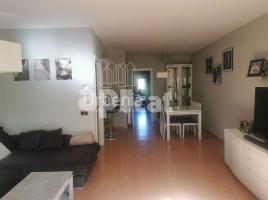 Pis, 135 m², seminou, Zona