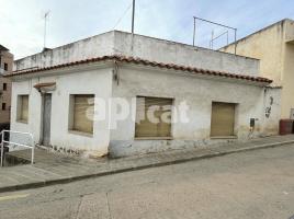 Pis, 300.00 m², prop de bus i tren, Calle Cuba, 14-16