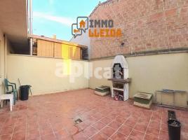  (unifamiliar adossada), 143.00 m², جديد تقريبا, Calle Tres