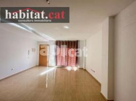 Duplex, 91.00 m², near bus and train, almost new