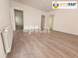 Flat, 90.00 m², near bus and train