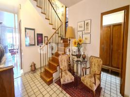 Casa (unifamiliar aislada), 272.00 m², cerca de bus y tren, Poble - Casc Antic