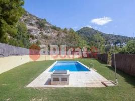 Casa (unifamiliar aïllada), 250.00 m², prop de bus i tren, seminou, Llevantina-Montgavina-Quint-Mar-Garraf