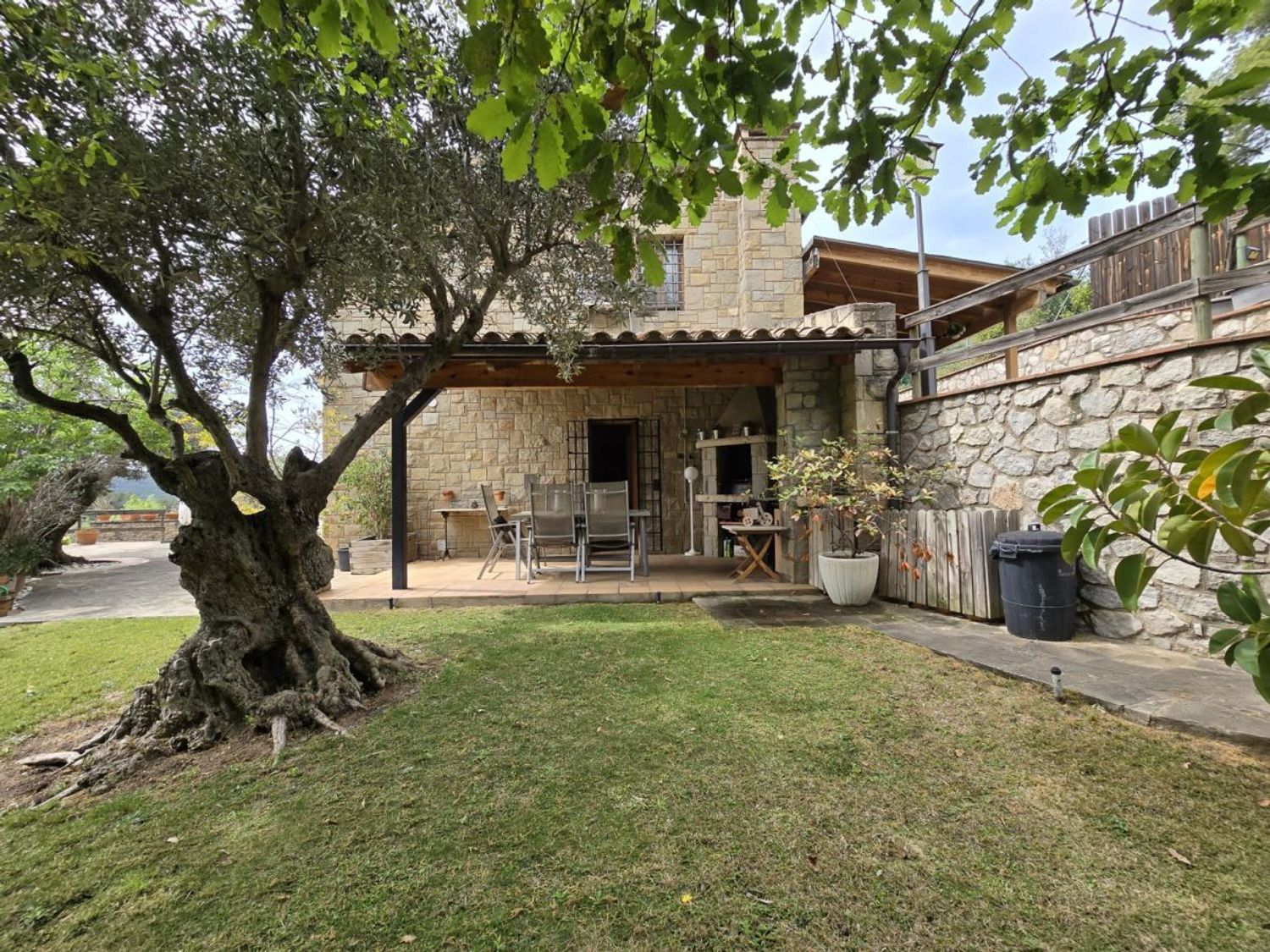  (casa rural), 303.00 m², Riells del Fai