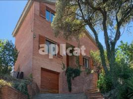 Casa (chalet / torre), 250.00 m²