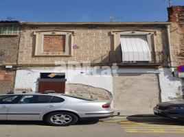 Houses (otro), 154.00 m², near bus and train