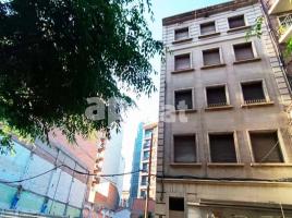 , 986.00 m², Calle de l'Anselm Clavé