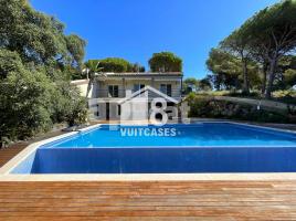 Casa (xalet / torre), 629.00 m²