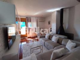 Casa (xalet / torre), 330.00 m²