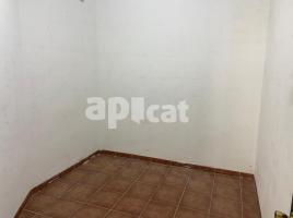 в аренду в Коммерческая недвижимость, 77.00 m², Calle GIRONA, 99