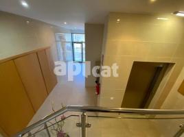 Flat, 104.00 m², almost new, Calle Pompeu Fabra