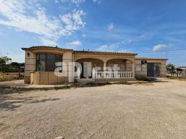 Casa (chalet / torre), 211.00 m², Calle Borda