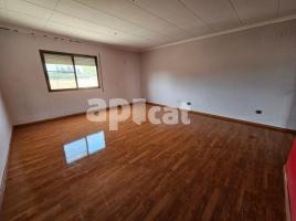 Casa (chalet / torre), 211.00 m², Calle Borda