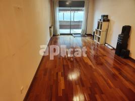 Apartamento, 111.00 m², seminuevo, Avenida Doctor Joaquim Danés