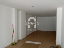 Lloguer local comercial, 48.00 m²