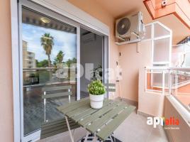 Apartament, 46.00 m², près de bus et de train