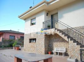 Casa (xalet / torre), 258.00 m², Calle Tigre