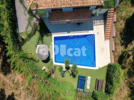 Casa (xalet / torre), 335.00 m²