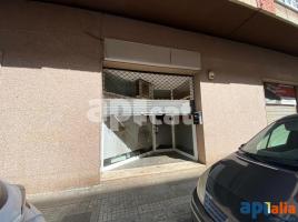 Business premises, 69.00 m², near bus and train, Calle de València