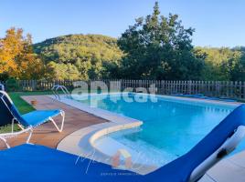 Houses (villa / tower), 234.00 m², almost new, Calle del Segrell