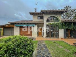 Casa (xalet / torre), 366.00 m², prop de bus i tren, seminou