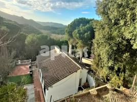 Houses (villa / tower), 125.00 m², Avenida de la Creu d'Aguilar