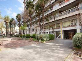 For rent office, 125.00 m², close to bus and metro, Avenida de Josep Tarradellas