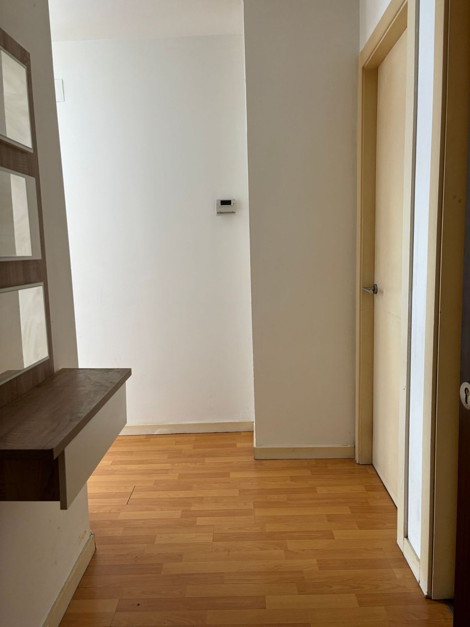 Pis, 55.00 m², جديد تقريبا, Gràcia