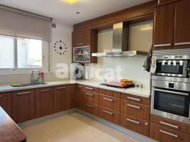 Pis, 118.00 m², prop de bus i tren, seminou