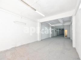 Local comercial, 234.00 m², prop de bus i tren, Calle de Barcelona, 89