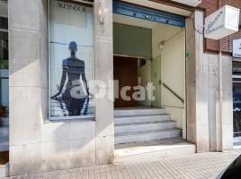 For rent business premises, 190.00 m², Calle de Fontcoberta