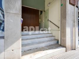 For rent business premises, 190.00 m², Calle de Fontcoberta