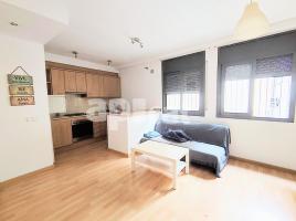 Flat, 60.00 m², near bus and train, almost new, Calle Fanaler