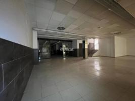 For rent business premises, 2050.00 m²