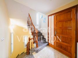 Casa (chalet / torre), 371.00 m², cerca de bus y tren