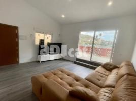 Casa (unifamiliar aïllada), 89.00 m², prop de bus i tren, Calle Pont