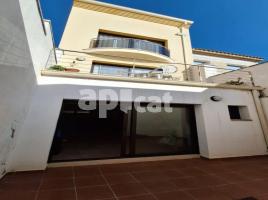 Houses (terraced house), 272.00 m²