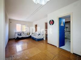 Flat, 72.00 m², close to bus and metro, Calle del Llobregós, 188