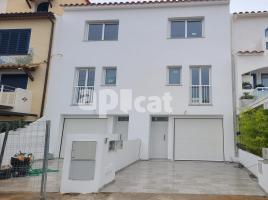 Casa (unifamiliar adossada), 122.00 m², seminou, Calle Port Empúries, 64