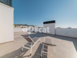 Àtic, 140 m², fast neu, Zona