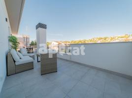 Àtic, 90 m², fast neu, Zona