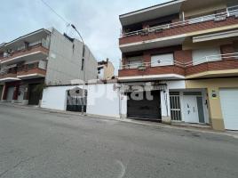 إيجار  (unifamiliar adossada), 165.00 m², Calle Miquel Poal i Aregall, 56