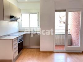 For rent flat, 47.00 m², close to bus and metro, Calle de Benet Mercadé, 21